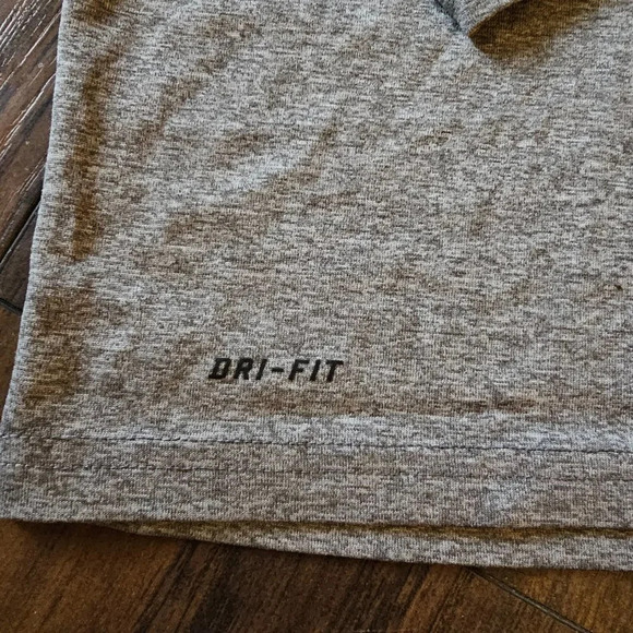 University of Oklahoma OU Athletics long sleeve gray Nike Youth Shirt Small - Picture 4 of 5